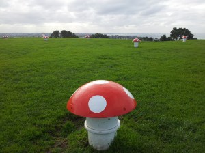 En ce moment, vous avez la chanson en tete... Hein ?